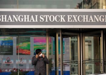Mainland Chinese markets jump after Lunar New Year holiday