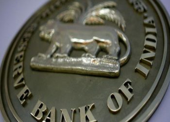 Complaints against banks and mobile banking to RBI soar: Report