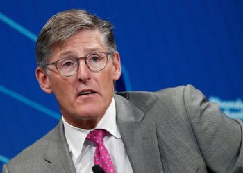 Citigroup, Bank of America Cut CEO Pay