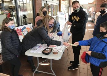 Due to COVID, Chef Tim’s chili served takeout only at Redner’s Markets, but still a hot commodity as Blankets of Hope fundraiser | Berks and Beyond