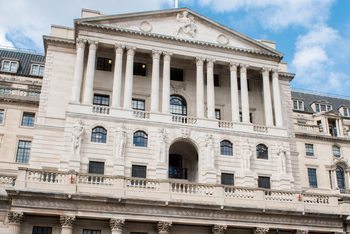 Shadow banks play key role in business cycle – BoE paper