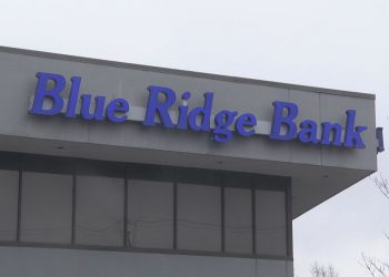 Virginia-based bank offering Bitcoin transactions