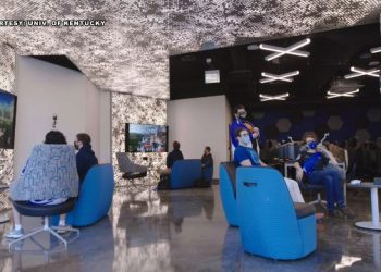 UK hopes new Esports gaming lounge attracts future students