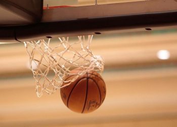 Bluefield College forfeits basketball game after players are suspended for kneeling during national anthem