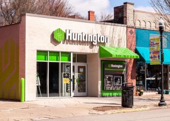 Why Main Street banks are doing better than Wall Street firms