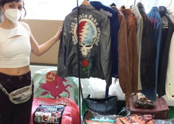 Logan Square Gag Gift Shop The Extraordinarium Hosting Weekly Craft Markets To Support Struggling Artists