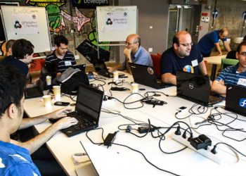 Top banks join Linux and open-source patent protection group