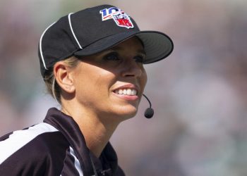 Super Bowl 2021: Sarah Thomas, first woman to officiate NFL’s championship game, headlines Super Bowl LV crew