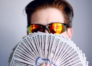 The message from U.S. banks’ 2020 paydays