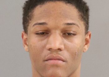 Sumter man in custody after authorities find stolen banking cards in his possession