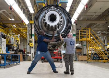 Shares of General Electric Co. (NYSE: GE), -6.72% shed to $72 Monday